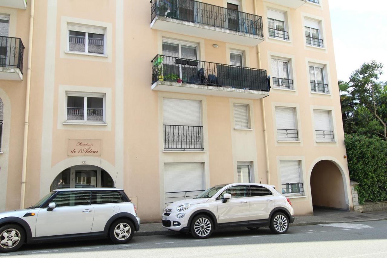 L'evasion Lourdaise Terrasse Centre Parking Wifi Lourdes